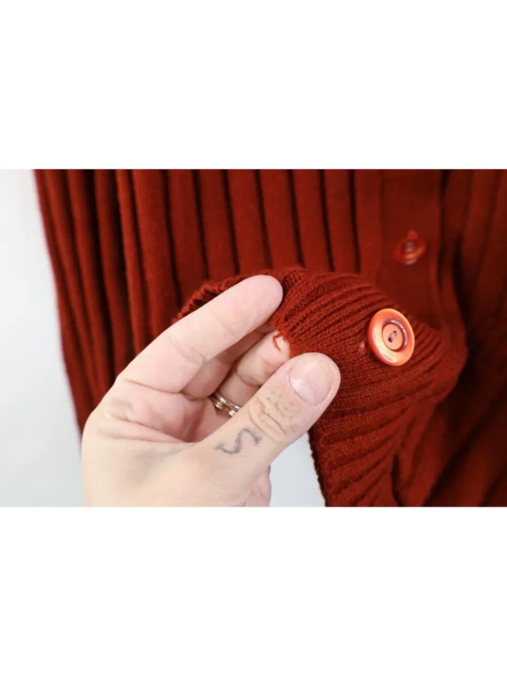 Vintage 70s Streetwear Womens Medium Blank Ribbed Knit Cardigan Sweater Orange